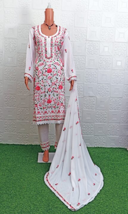 "Summer Comfort, Kashmiri Charm ❄️🌸